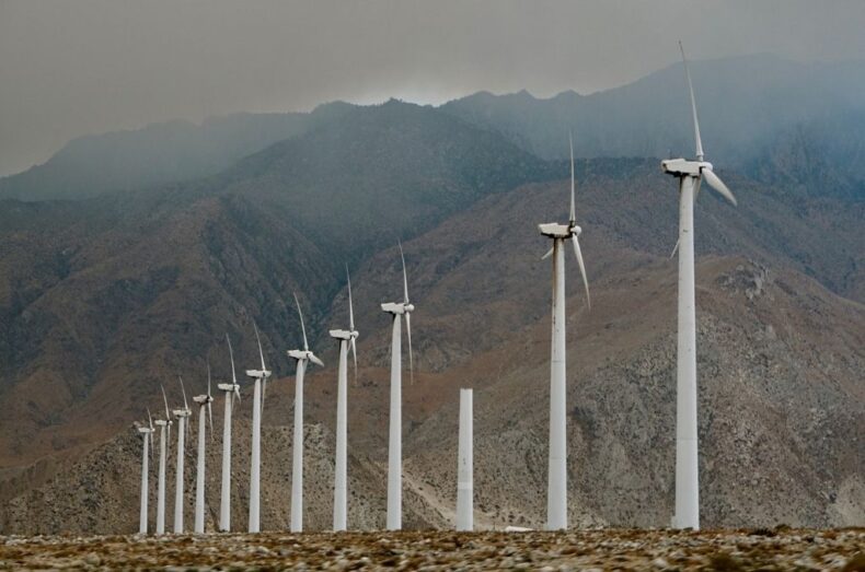Wind turbine cost