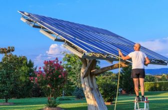 how to clean solar panels