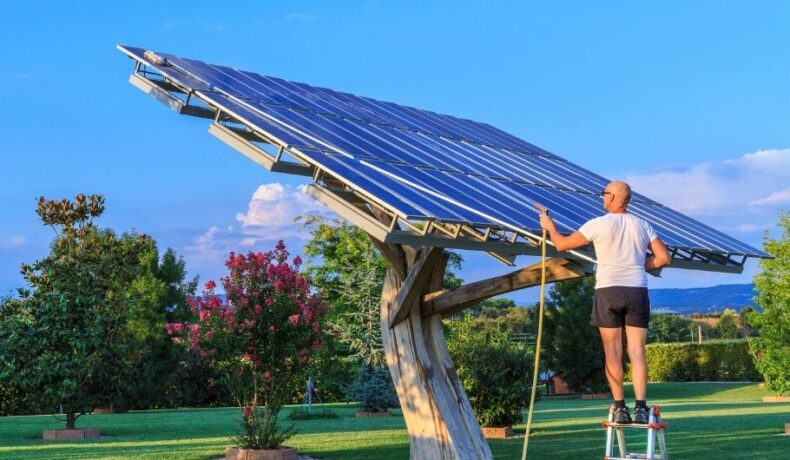 how to clean solar panels