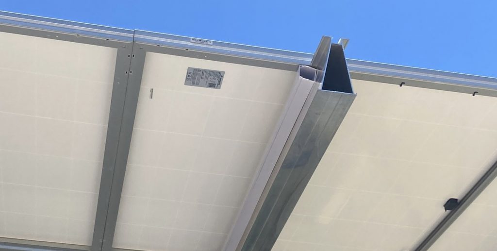 The above image shows how the solar panels are fixed to the steel structure.