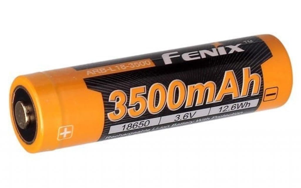 A 18650 battery with a rated capacity of 3500mAh. 