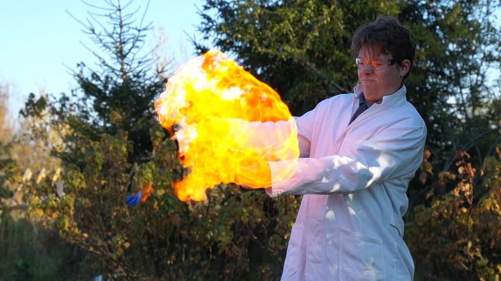 This is what happens when a balloon containing hydrogen gas explodes. 