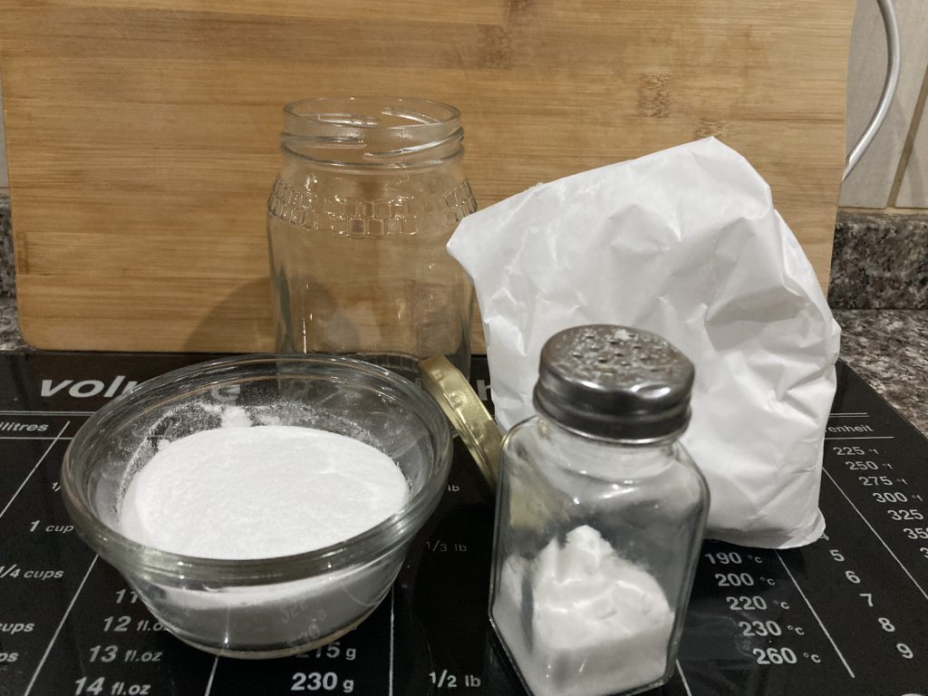 DIY home oven cleaner ingredients.