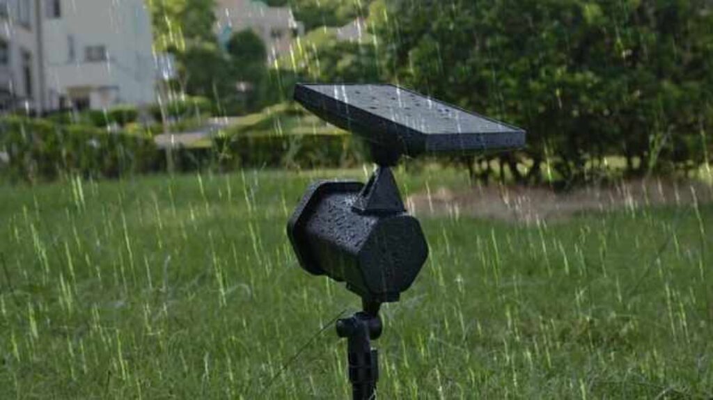 Solar lights, solar panel being rained on.